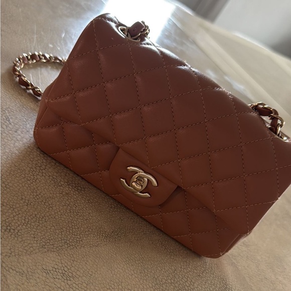 CHANEL Pink Crossbody Bag with Quilted Leather